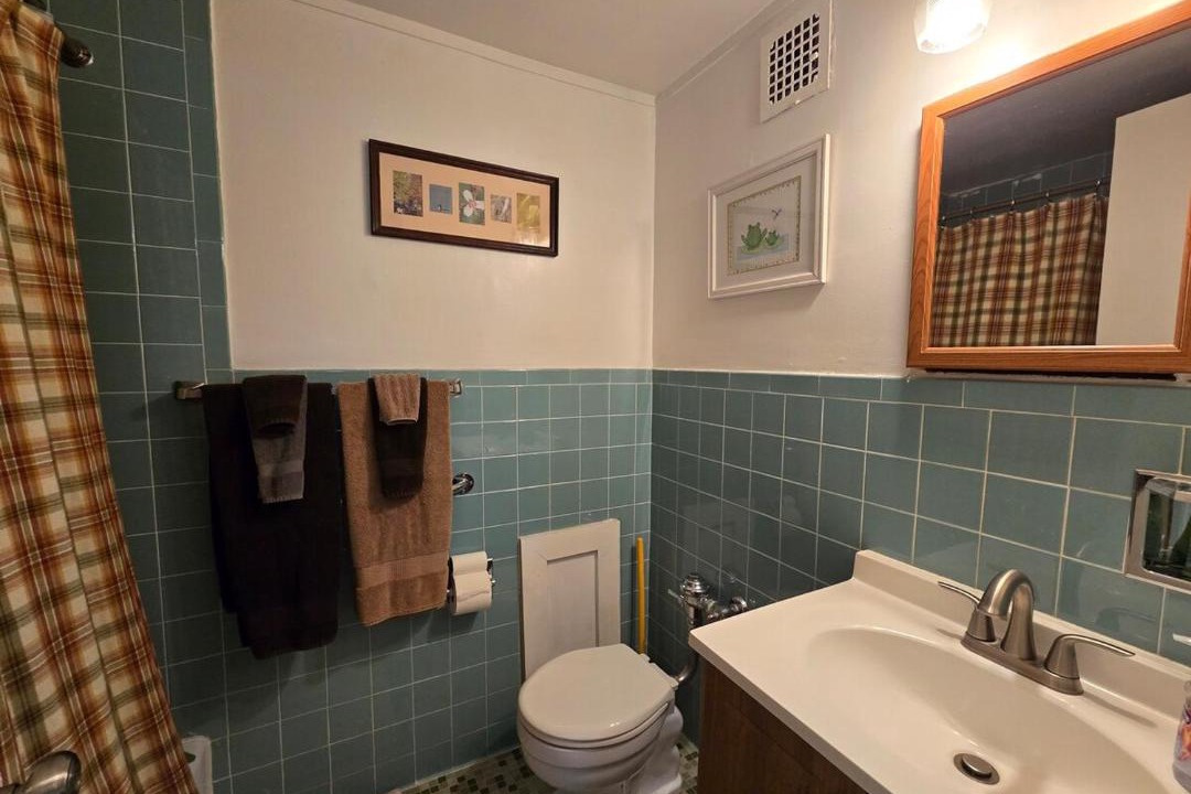 Photo of Bathroom in Saranac Lake