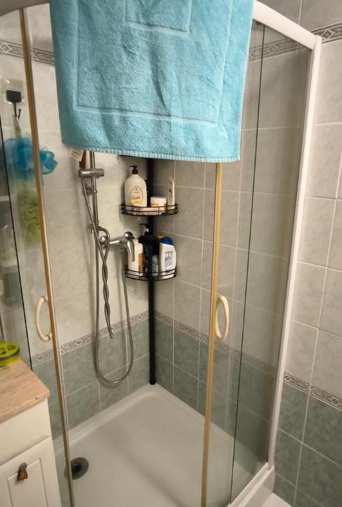 Photo of Bathroom in Le Retail