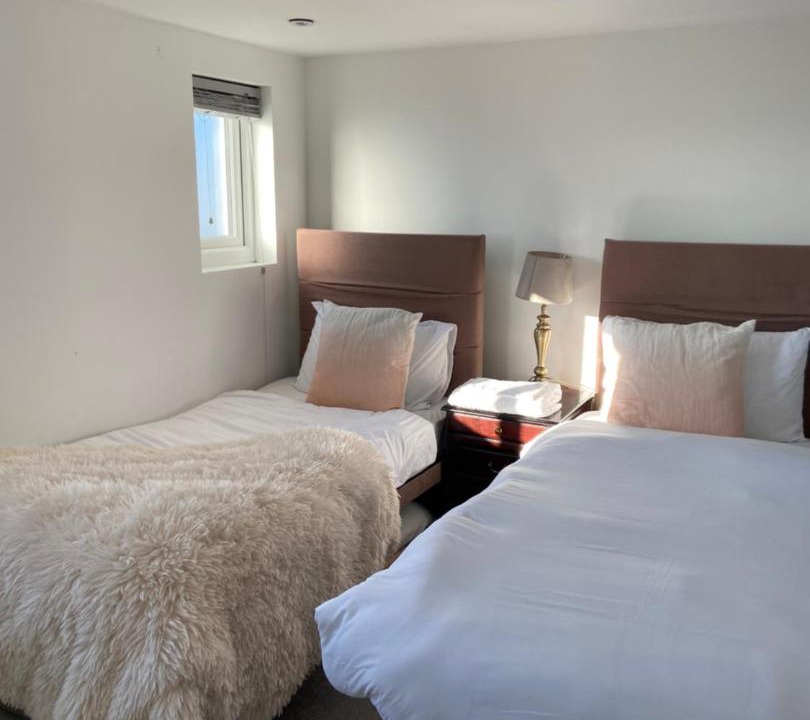 Photo of Bedroom in Hale