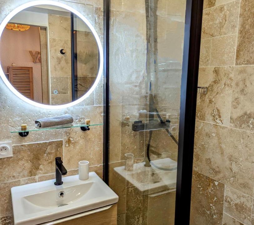 Photo of Bathroom in Bourgoin-Jallieu