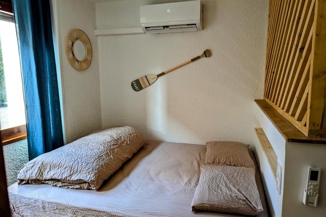 Photo of Bedroom in Bourgoin-Jallieu