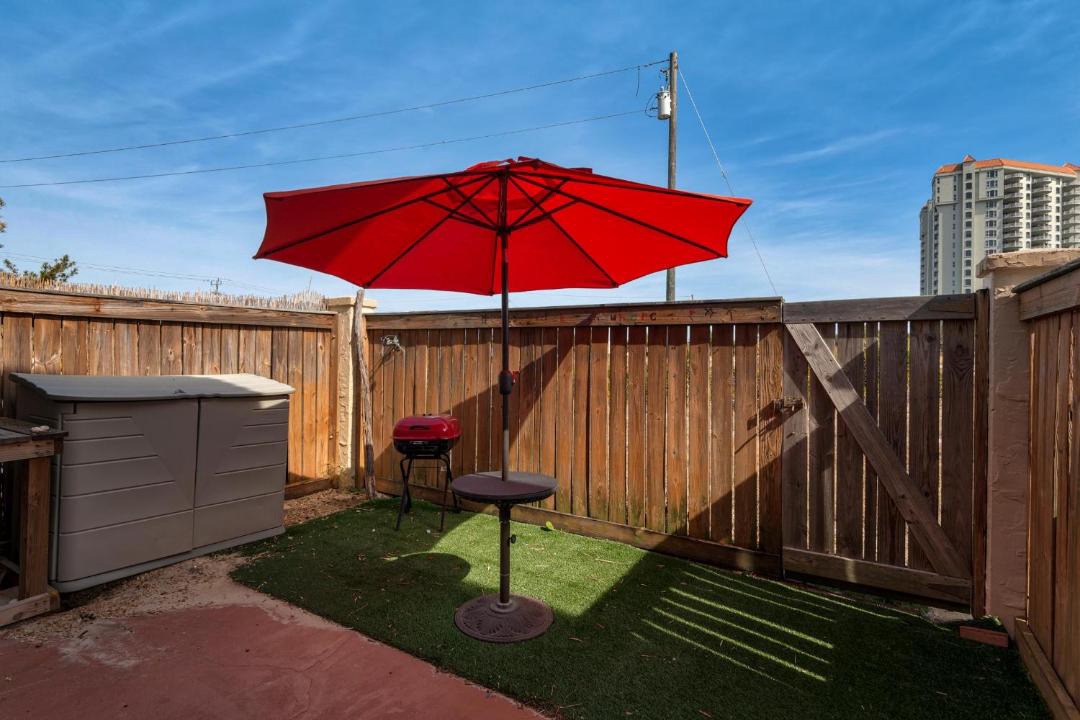 Photo of Patio Balcony in Sugar Beach