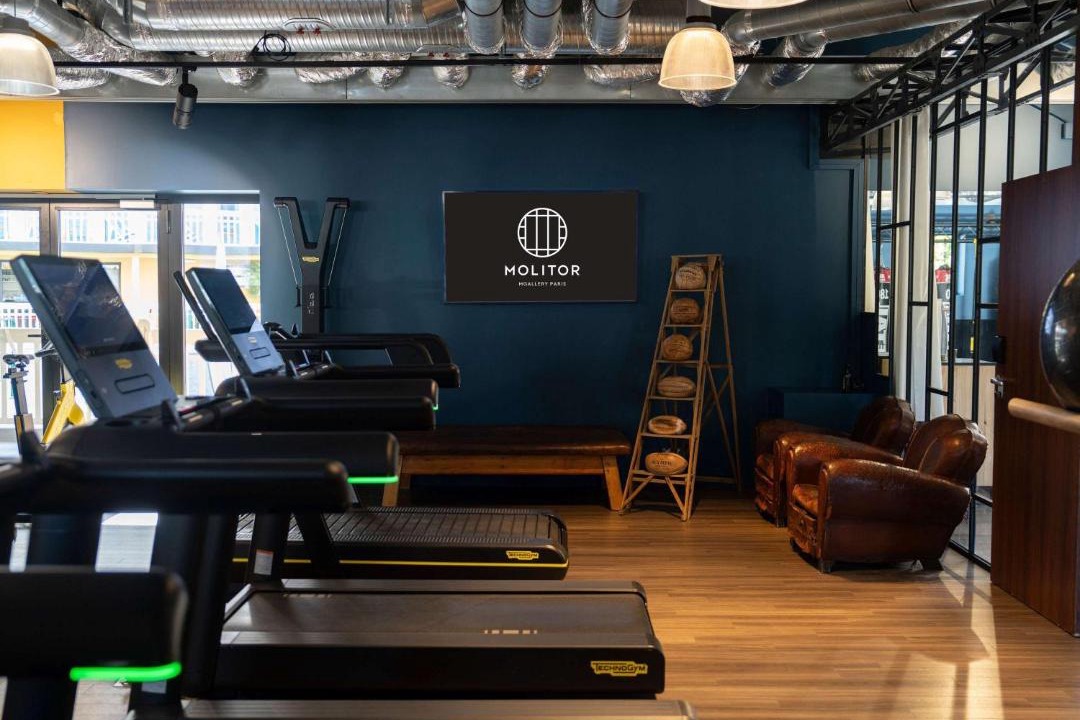 Photo of Others in Auteuil