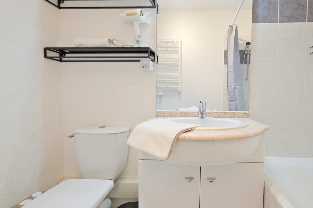 Photo of Bathroom in Marsac-sur-l'Isle