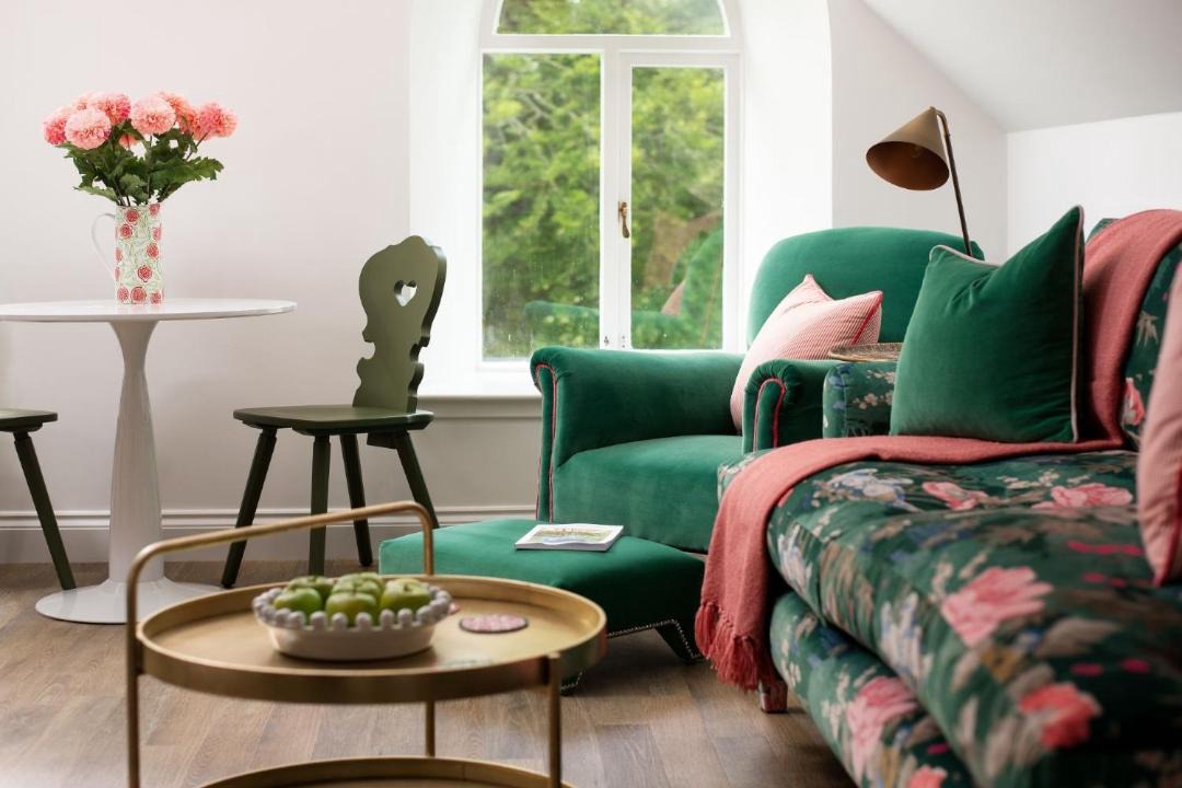 Photo of Others in Peebles