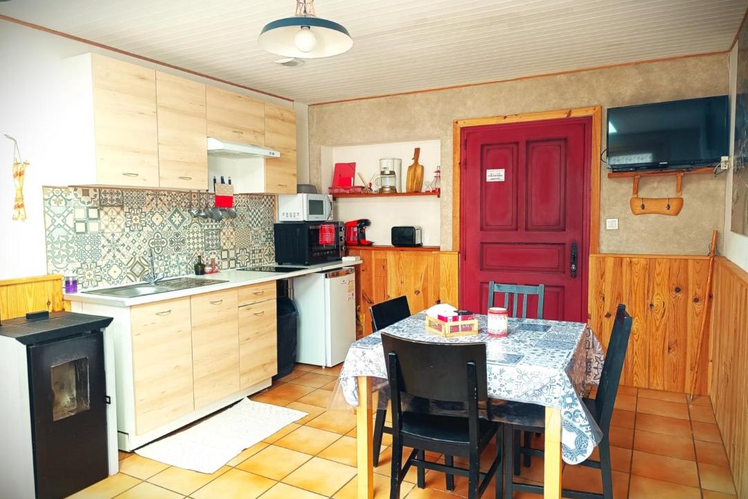 Photo of Kitchen in Campan