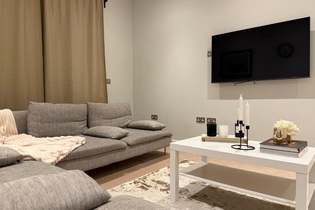 Photo of Others in Chiswick