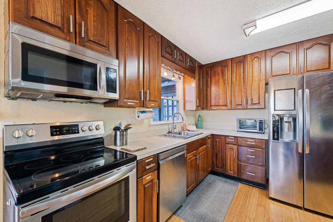Photo of Kitchen in Lake Junaluska