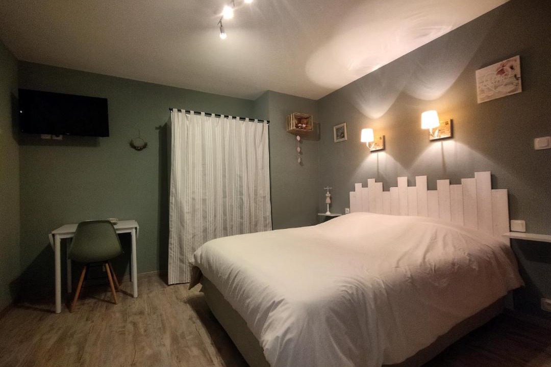 Photo of Bedroom in Plombieres-les-Bains