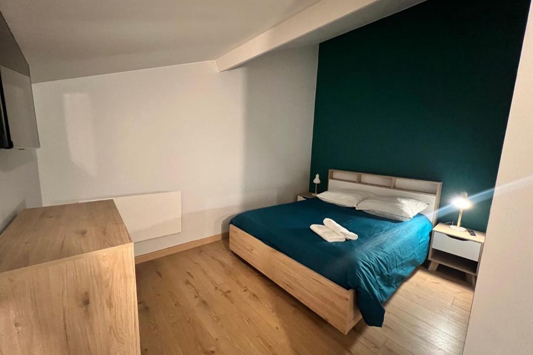 Photo of Bedroom in Amberieu-en-Bugey