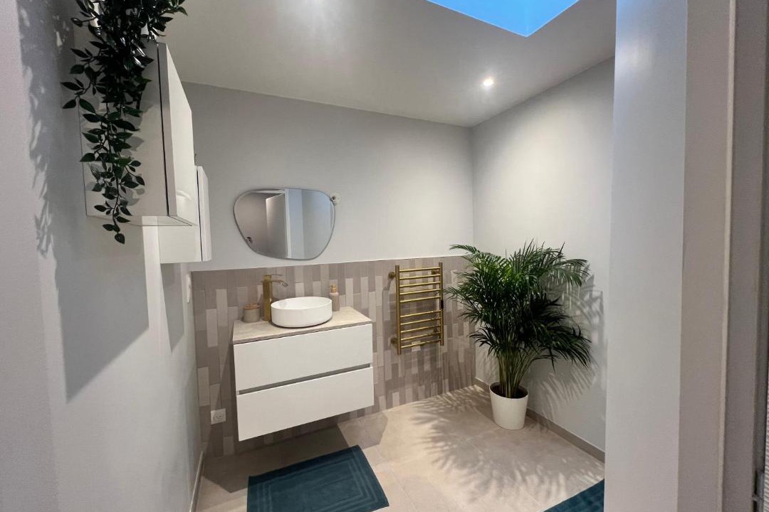 Photo of Bathroom in Amberieu-en-Bugey