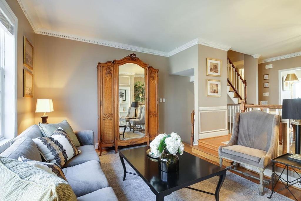 Photo of Others in Old Town Alexandria