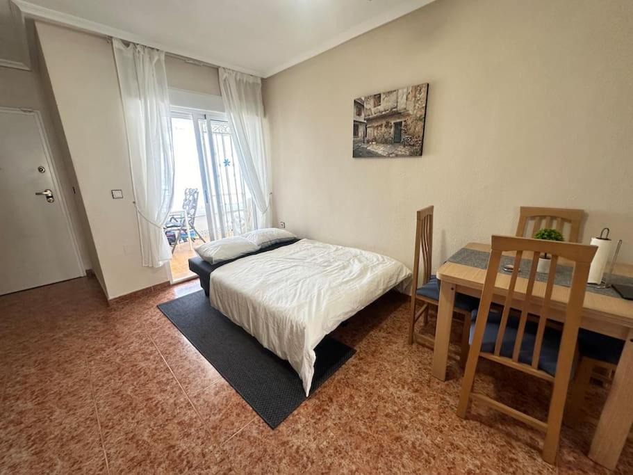 Photo of Bedroom in Los Montesinos
