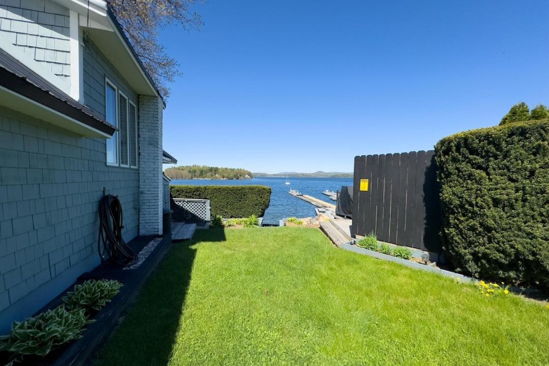 Photo of Others in Malletts Bay