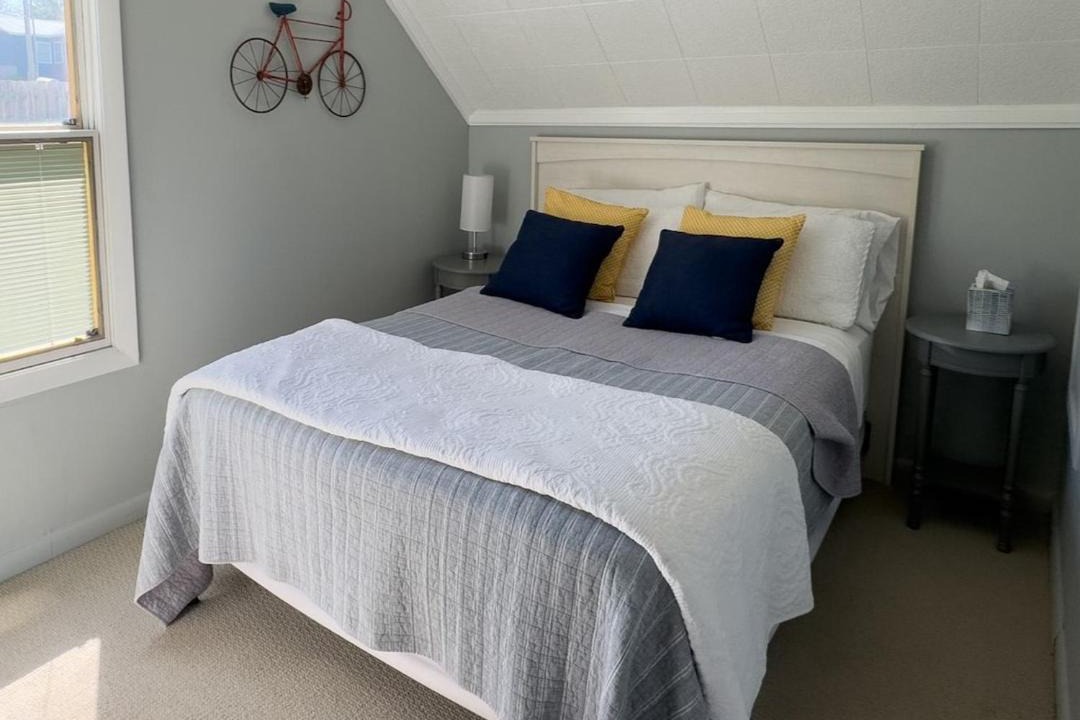 Photo of Bedroom in Malletts Bay