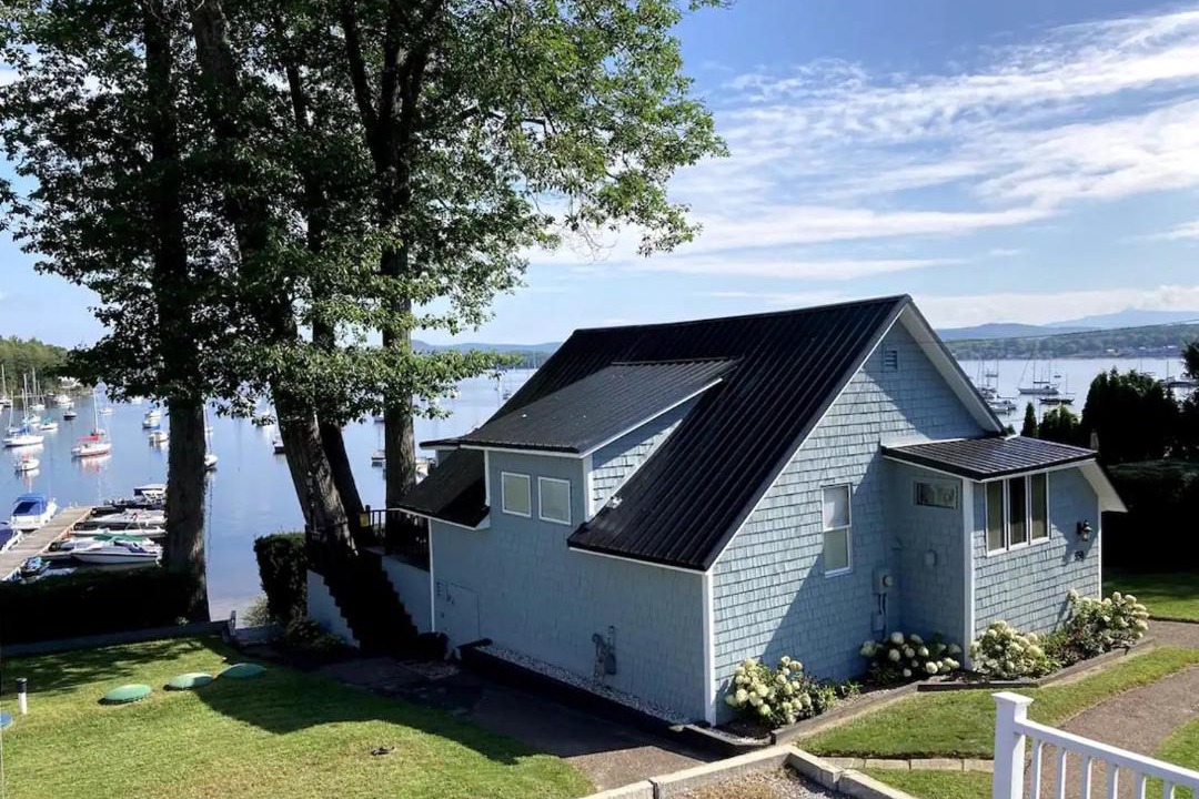 Photo of Others in Malletts Bay