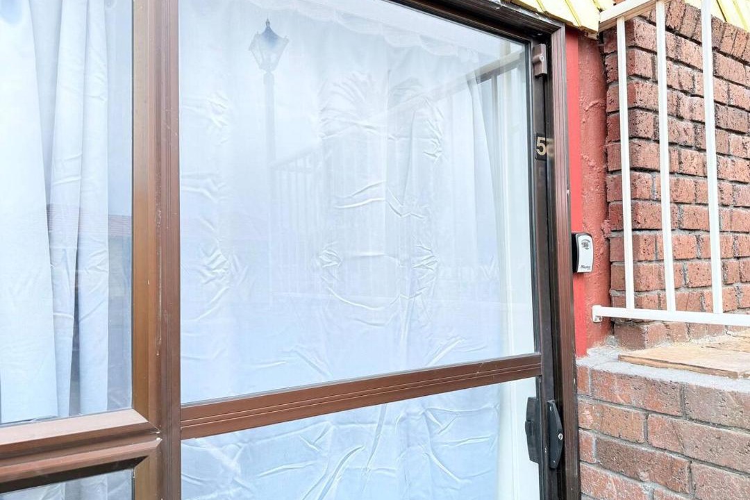 Photo of Patio Balcony in Fenton Street