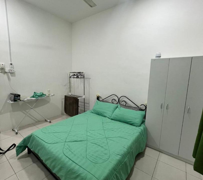 Photo of Bedroom in Kampung Tohor