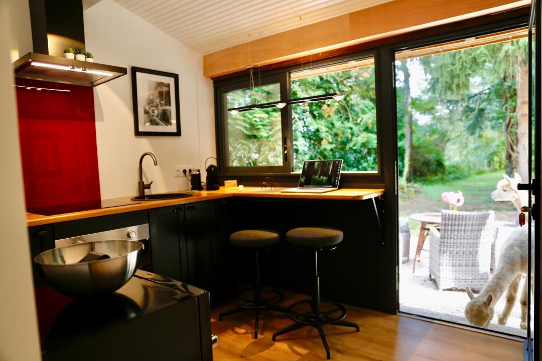 Photo of Others in Arnaud-Guilhem