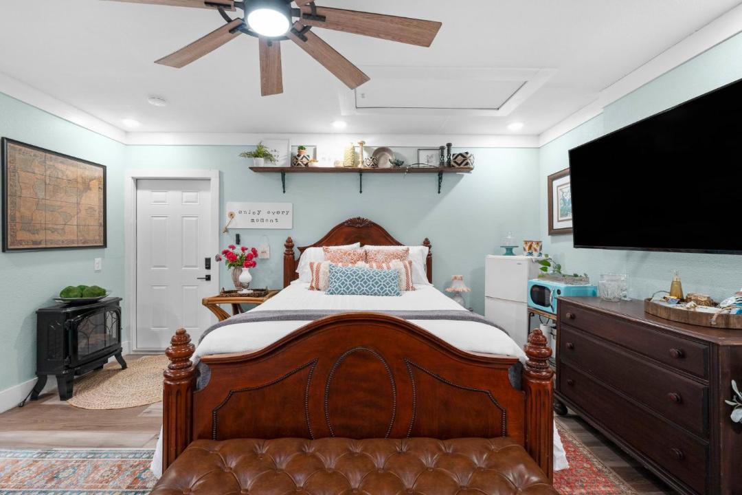 Photo of Bedroom in Chipley