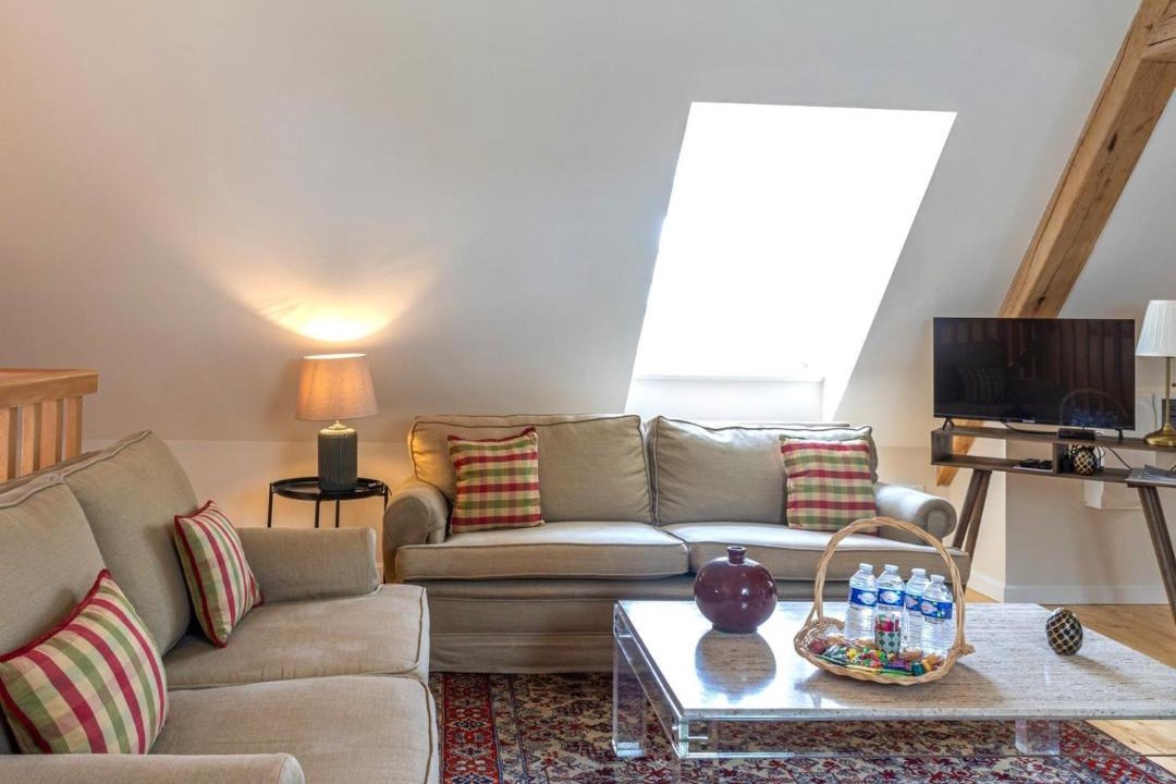 Photo of Livingroom in Tremblay-les-Villages