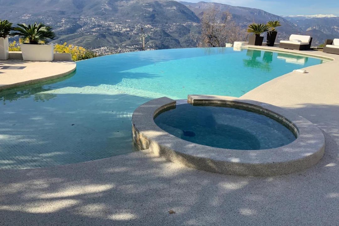 Photo of Others in Aspremont