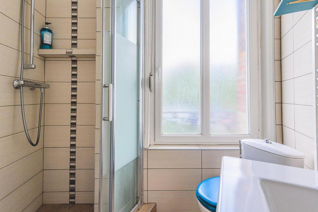 Photo of Bathroom in Cernay