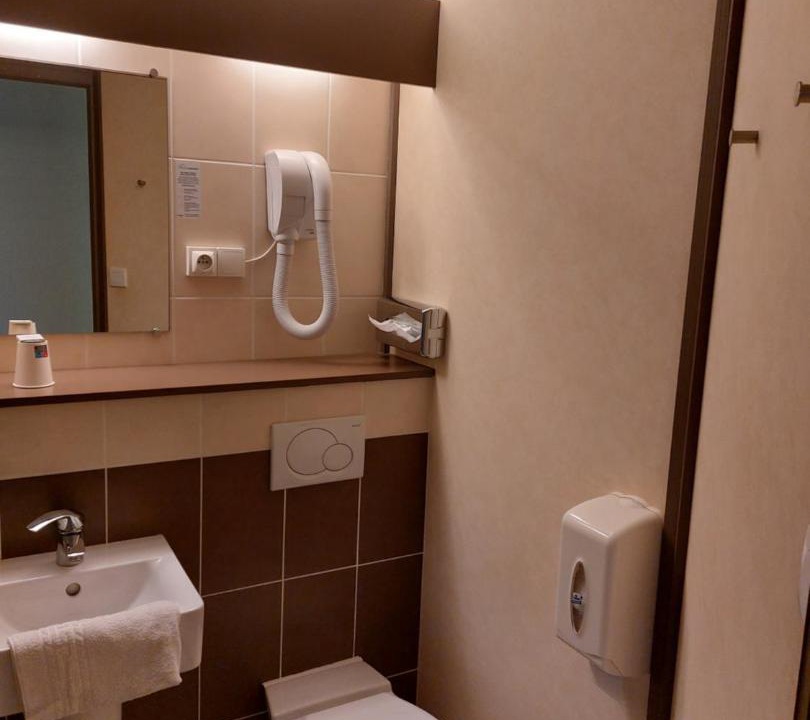 Photo of Bathroom in Pouance