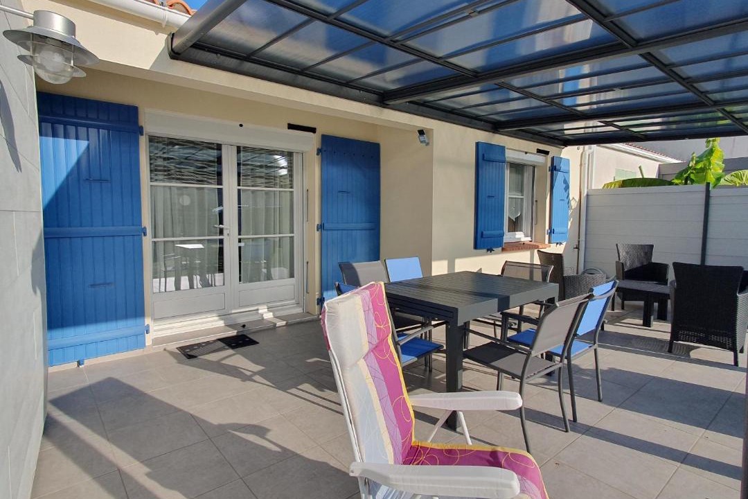 Photo of Patio Balcony in LʼAiguillon-sur-Mer