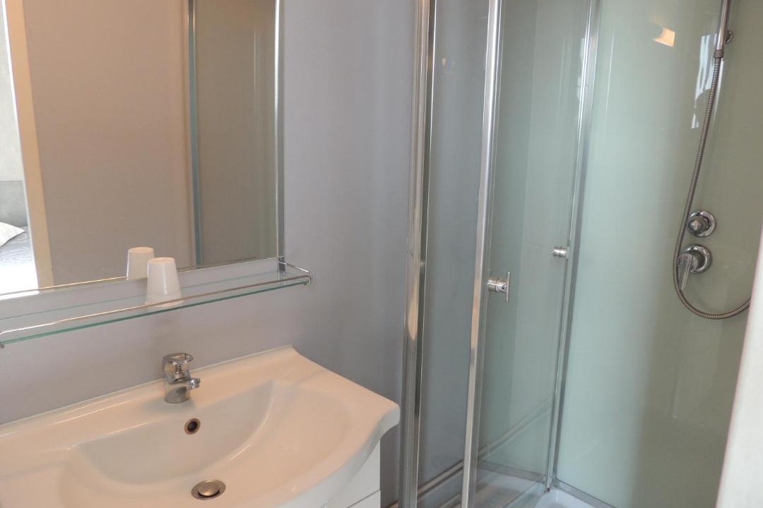 Photo of Bathroom in Epernay