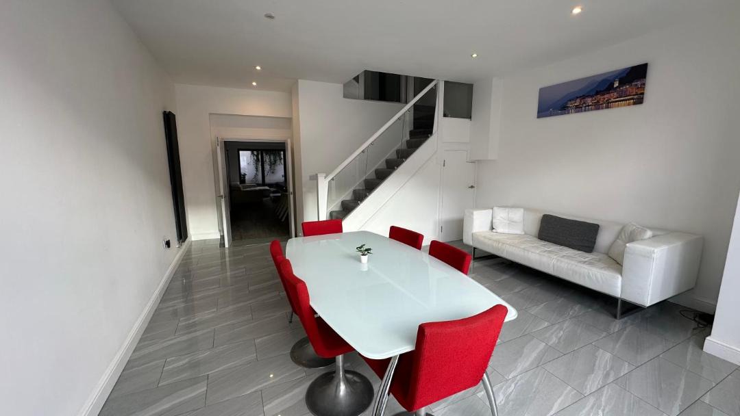 Photo of Others in Whitnash