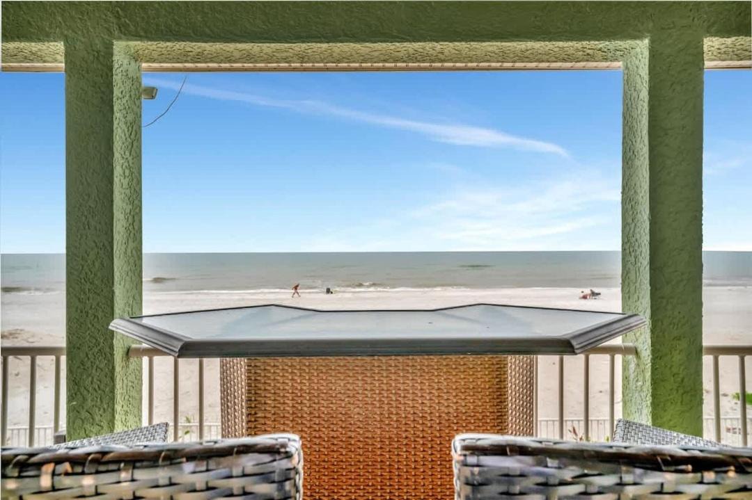 Photo of Patio Balcony in Independence Square