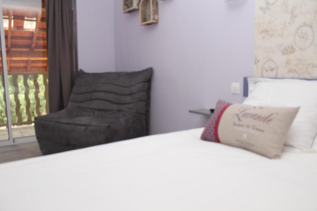 Photo of Others in Saint-Simeon-de-Bressieux