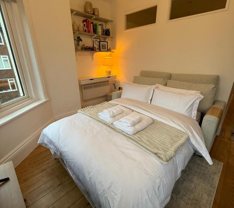 Photo of Bedroom in Surbiton Hill