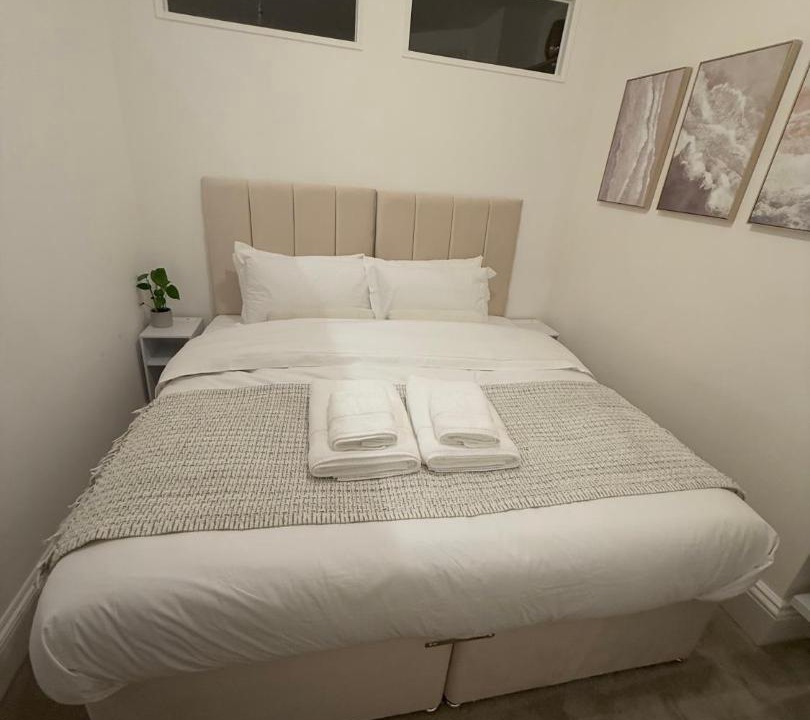 Photo of Bedroom in Surbiton Hill