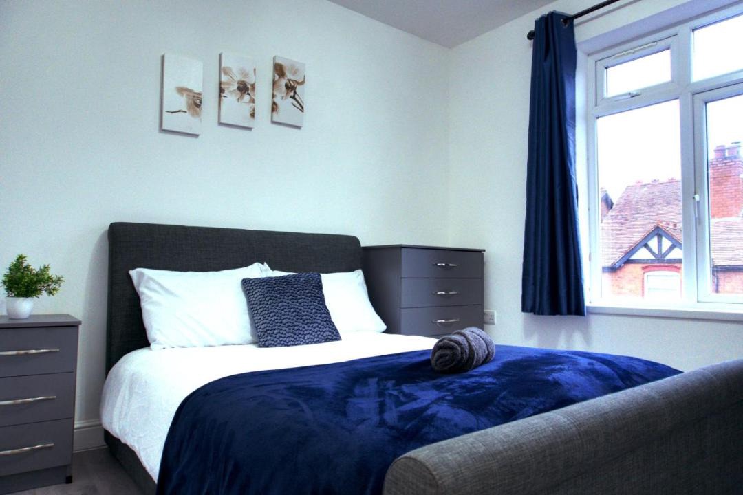 Photo of Bedroom in Cleedownton