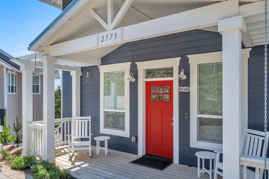 Photo of Others in Nelscott