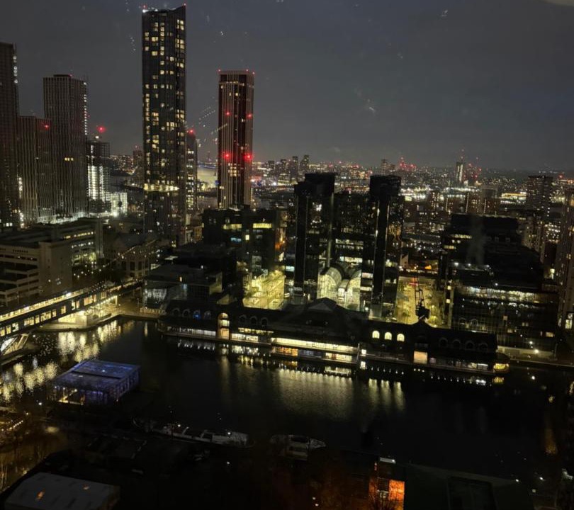 Photo of Others in Canary Wharf