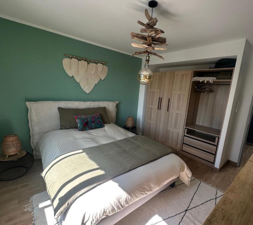 Photo of Bedroom in Chateauneuf-de-Gadagne