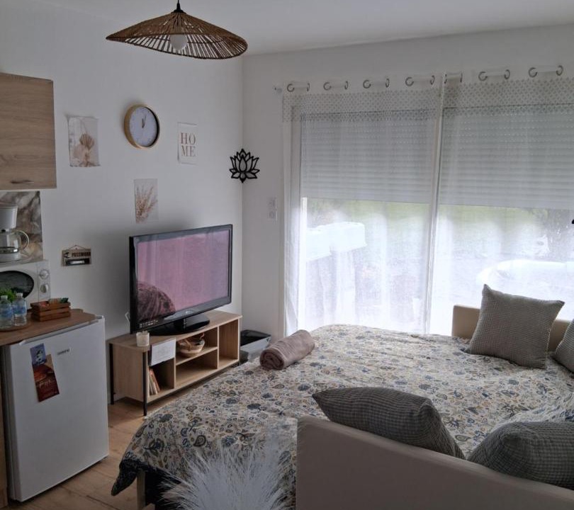 Photo of Others in Gestas