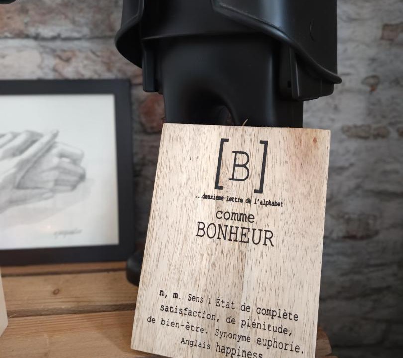 Photo of Others in Camon