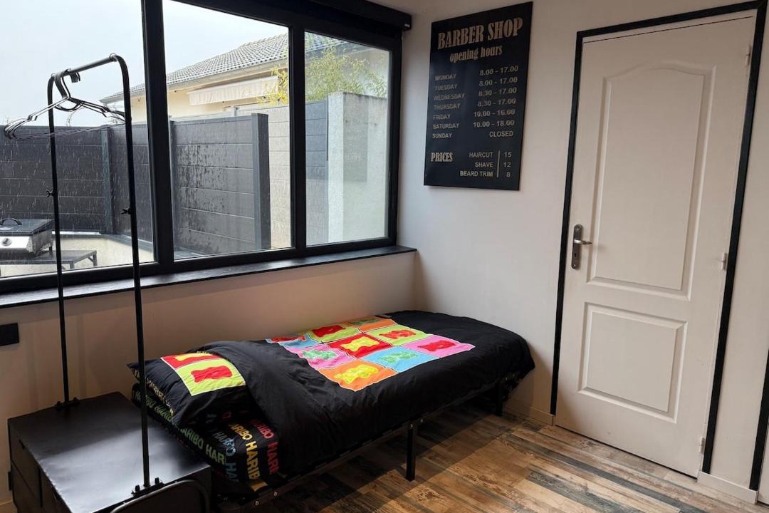 Photo of Others in Eveux