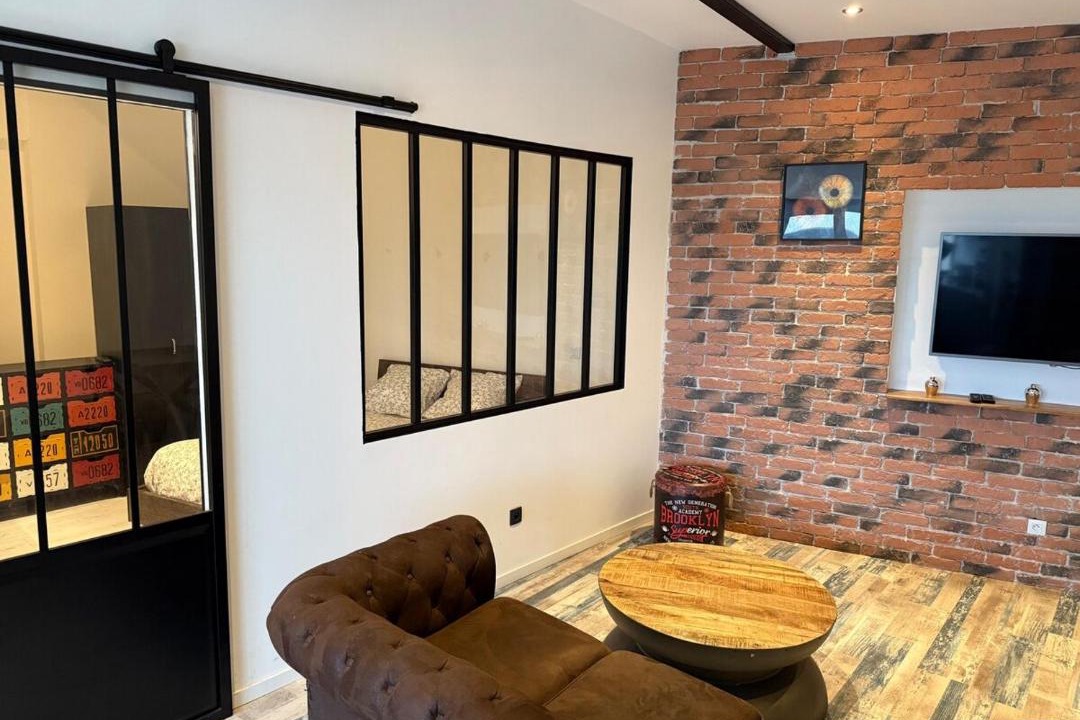 Photo of Others in Eveux