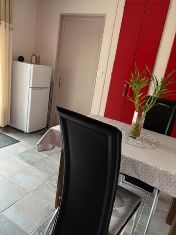 Photo of Others in Vions