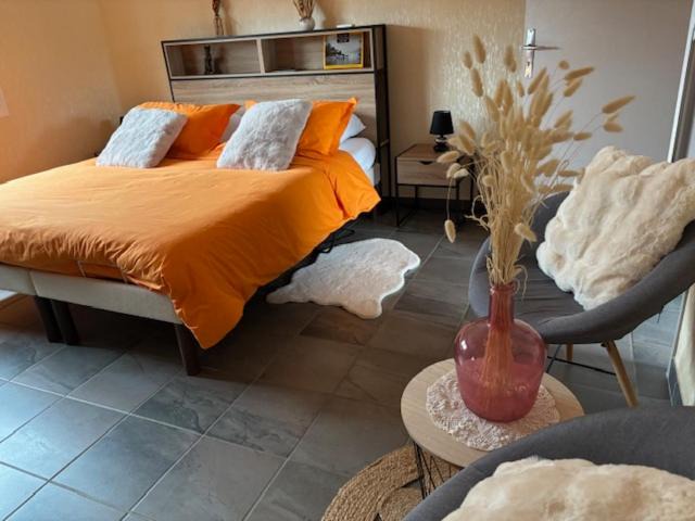 Photo of Others in Vions