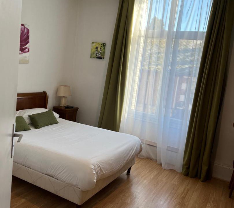 Photo of Bedroom in Gien