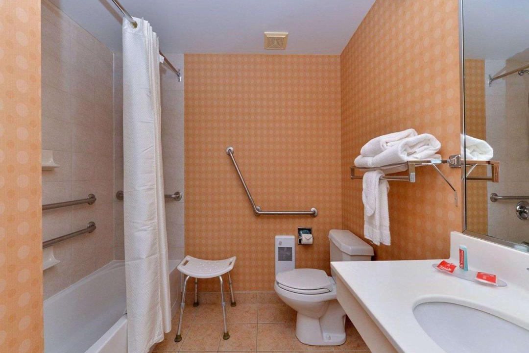 Photo of Bathroom in Banff Trail