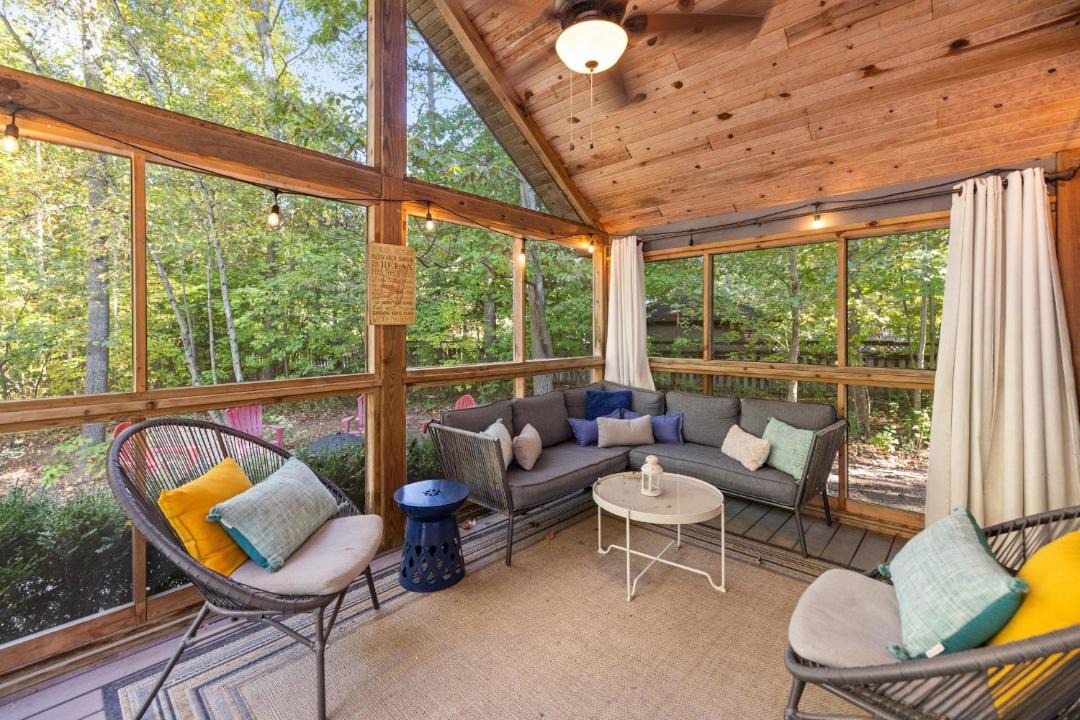 Photo of Patio Balcony in Three Oaks