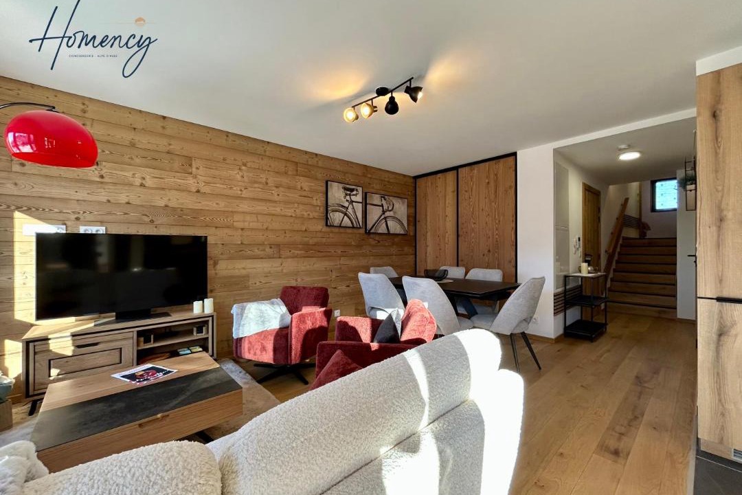 Photo of Livingroom in Eclose-Est