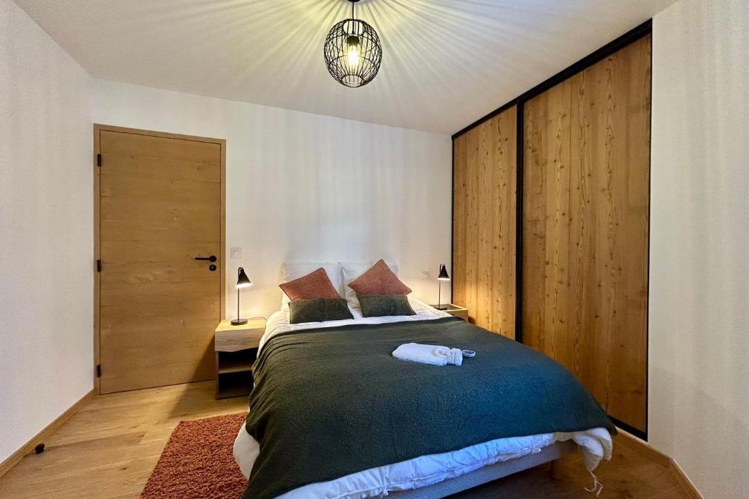 Photo of Bedroom in Eclose-Est